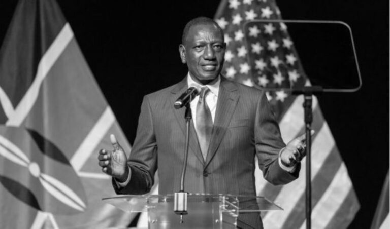 Victim Of Gov't's Fake Fertilizer Confronts President Ruto In The United States