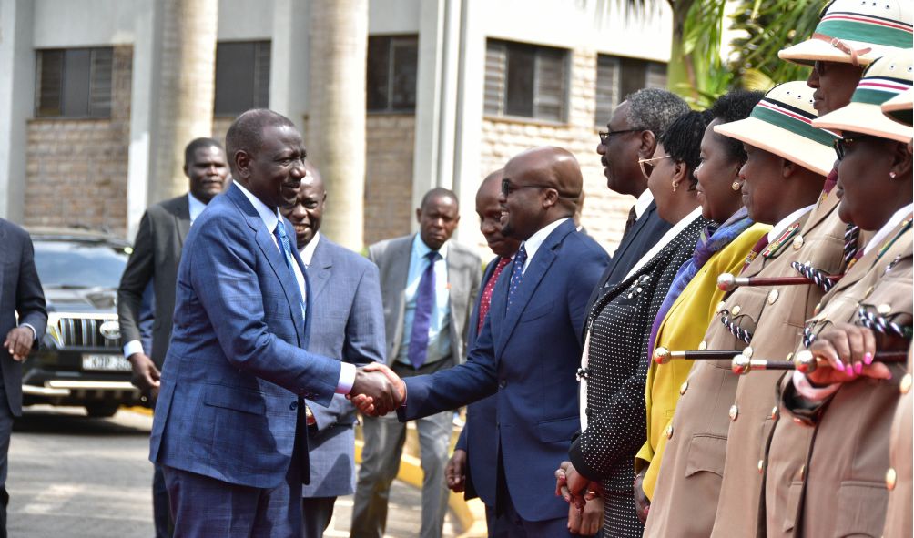 Kenya's Chiefs Want 5 Police Officers Deployed To Each For Protection