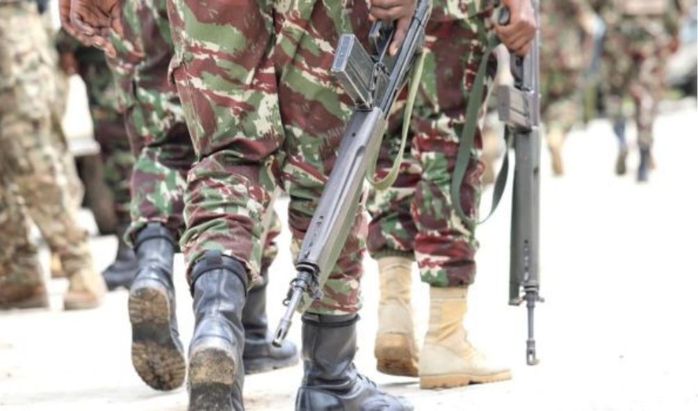 Drunk Police Officer Robbed By Boda Boda Gang, Steals Gun