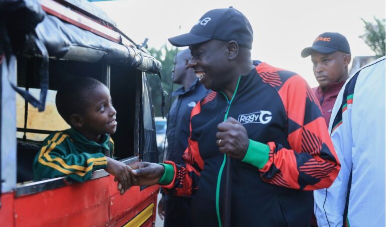 [PICTURES] DP Gachagua Takes Morning Stroll In Kisumu Interacting With Residents