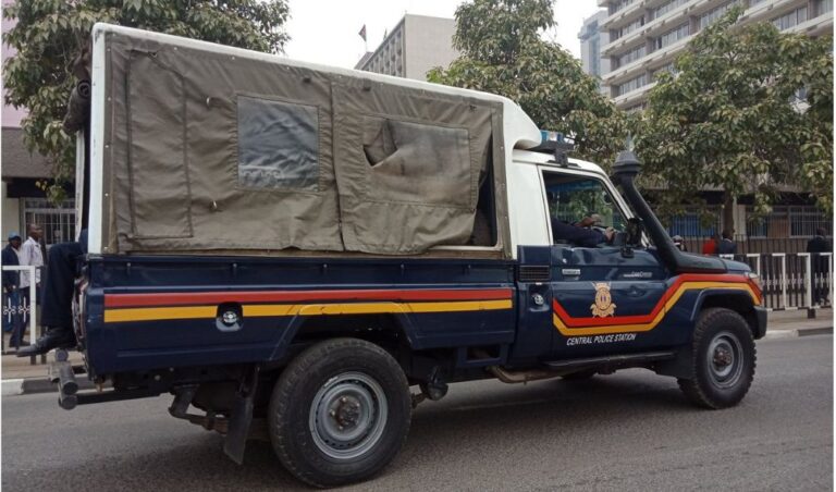 Police Officer Arrested For Shooting 'Kidnaper' In Tuk Tuk