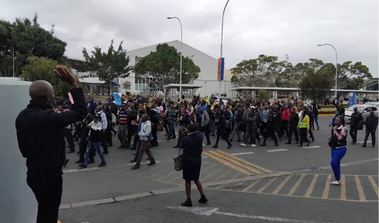 ADANI-JKIA DEAL: KAA Staff Halts Airport Activities With A Procession, Strike To Tuesday