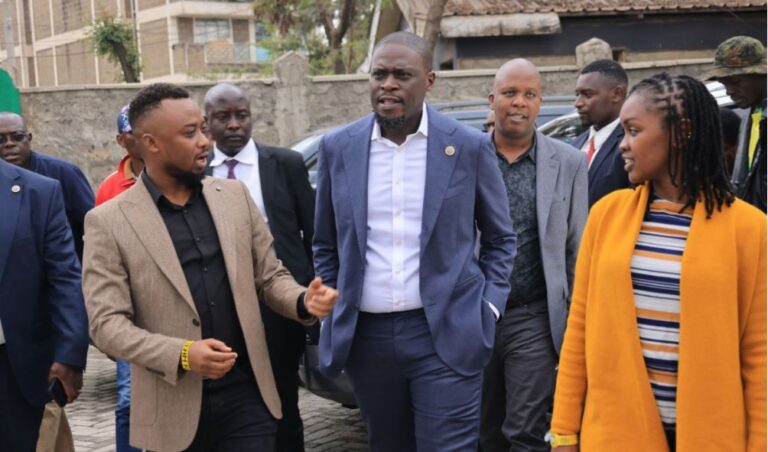 Governor Sakaja Takes A Sly Dig At Kalonzo Over Wakulima Market Traders Relocation