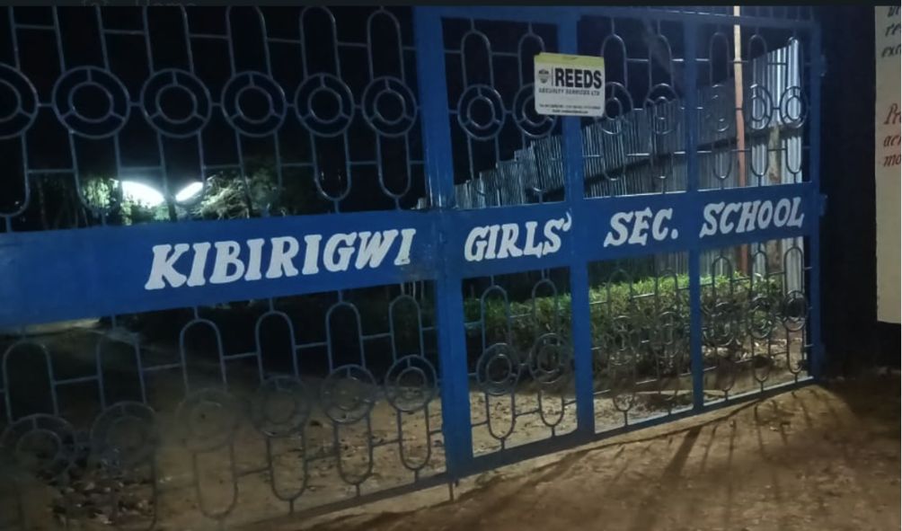 Gang Raids Girls' School Killing Security Guard, Steals Deputy Principal's Car