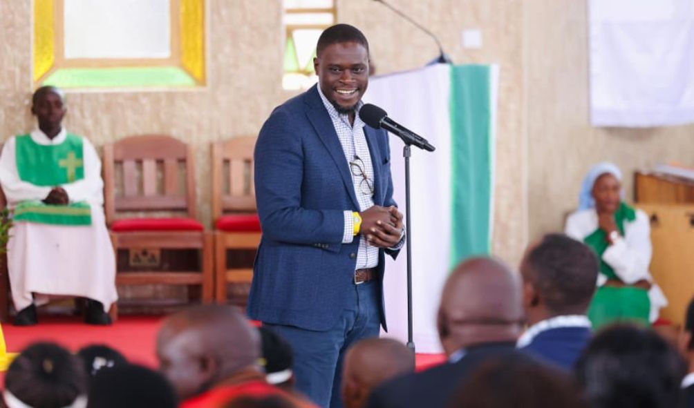 Wailing Woman Disrupts Governor Sakaja's Speech With Ruto In Attendance