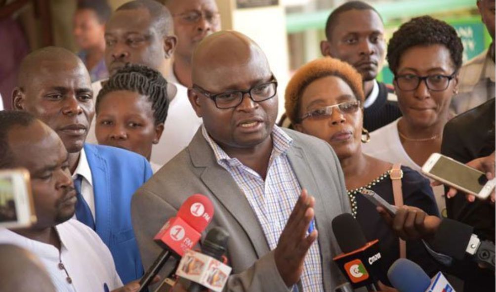 Nurses Threaten To Down Tools In Solidarity With Striking Colleagues