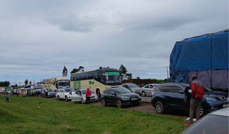 Traffic Along Nairobi-Nakuru Forces KeNHA To Announce 3 Alternative Routes