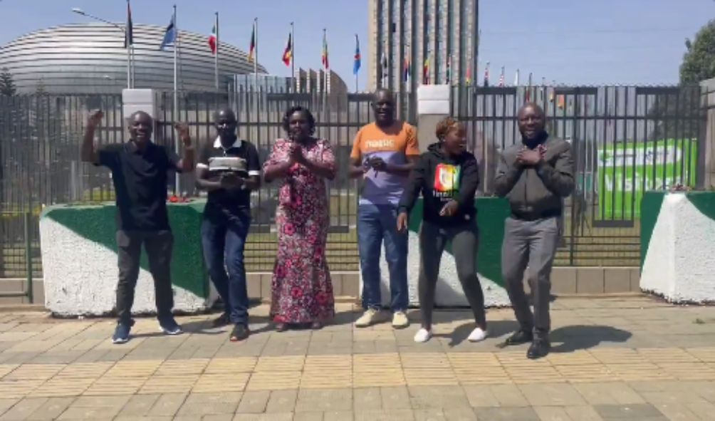 [VIDEO] Kenyans Captured Singing, Praising Raila Odinga In Addis Ababa