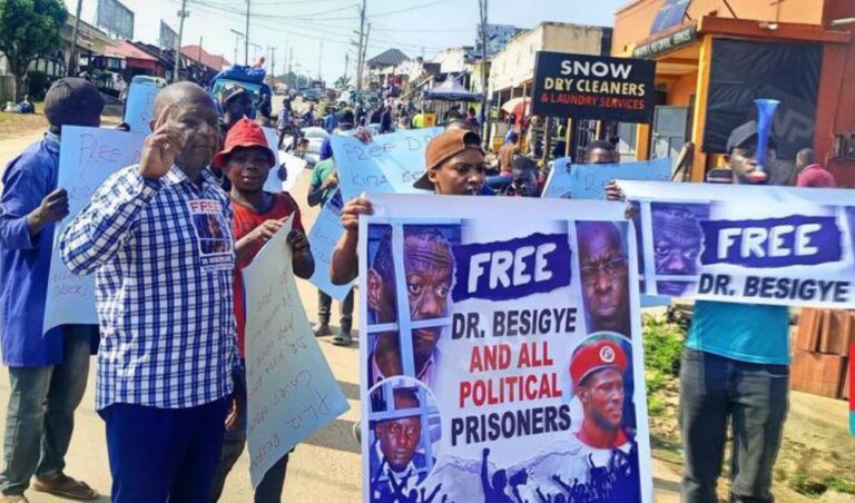 KIIZA BESIGYE: Kenyans, Ugandans Gang Up To Demand Opposition Leader's Release