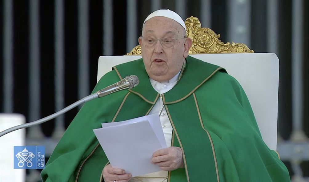 Vatican Reports On Pope's 'Complicated' Condition With Hospital Stay Extended