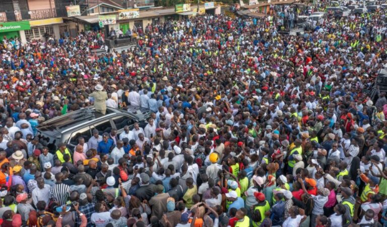 [VIDEO] Ruto's Security Officers Assault Nyandarua Residents, President Forced To Intervene