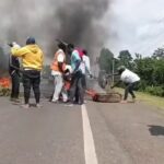 Goons Block Kisumu-Kakamega Highway, Burn Tyres Ahead Of Opposition Rallies