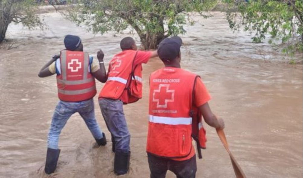 EXPLAINER: Recommended Flood Safety Tips As MET Issues Rain Advisory