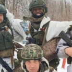 humphrey-kimani-with-russia-soldiers