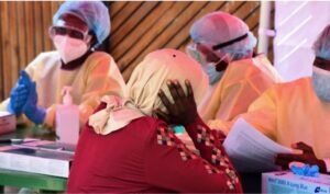 Kenya Put On HIGH Alert Over Suspected Ebola Cases, 3 Test Negative