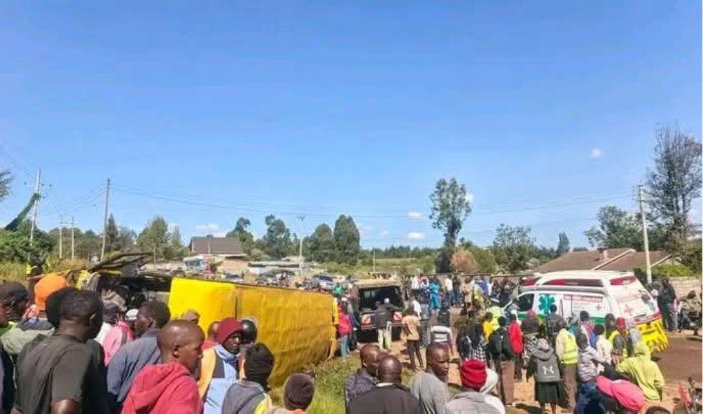 School Bus Overturns While Carrying 59 Students, Injuring Several